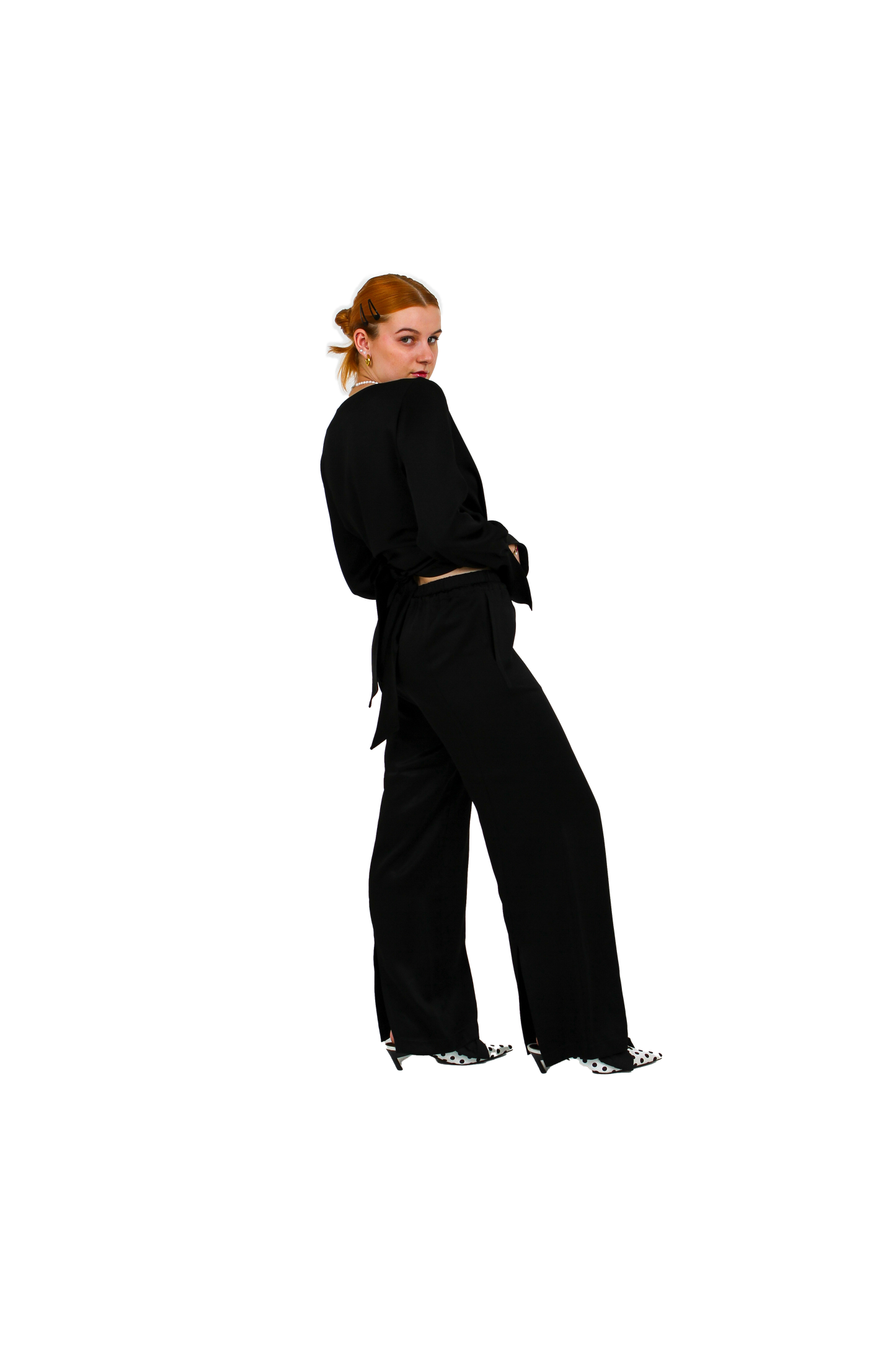 TRIANGLE pants black