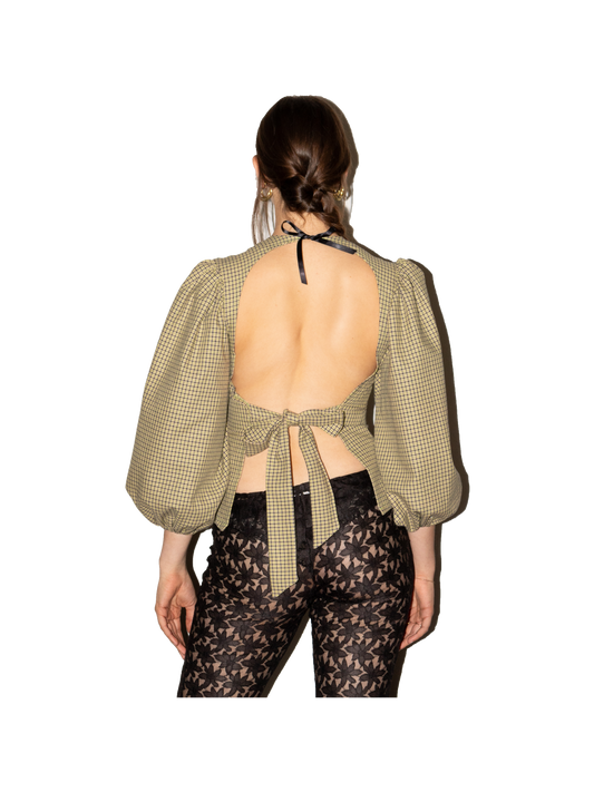 KNOT JUST ONE BOW top